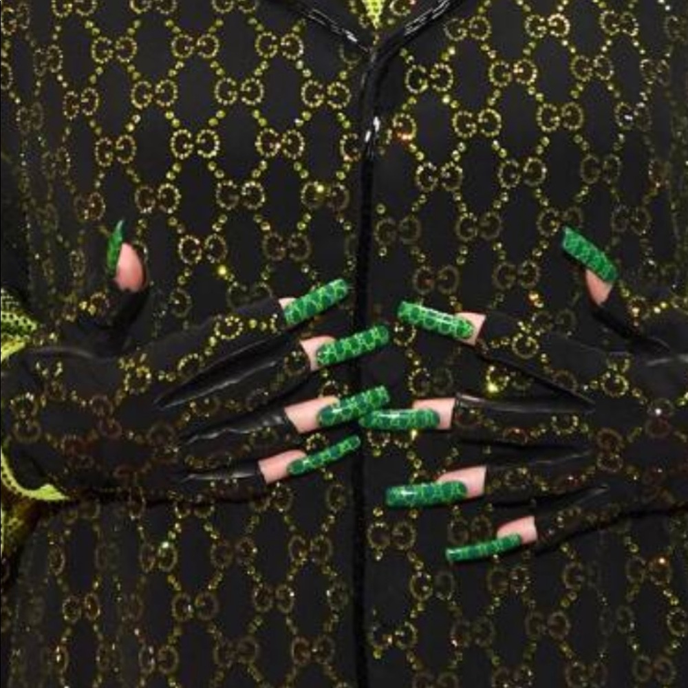 Meet your Posher, Jason